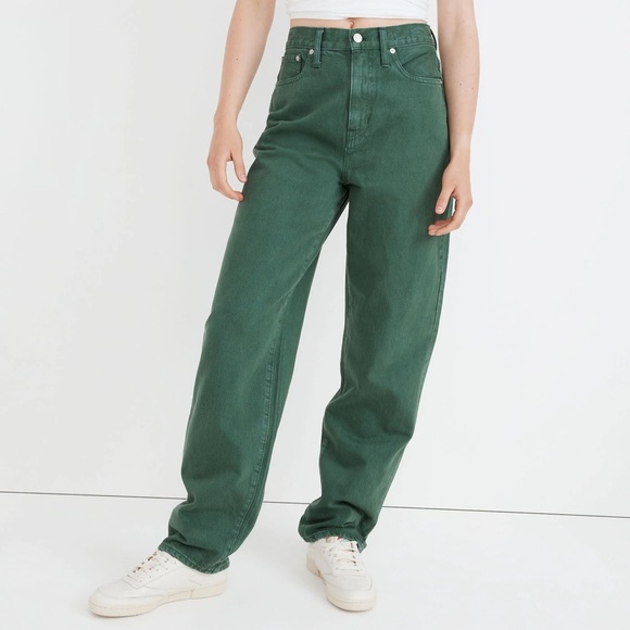 Madewell Baggy Straight Jeans: Garment-Dyed Edition - Picture 1 of 12